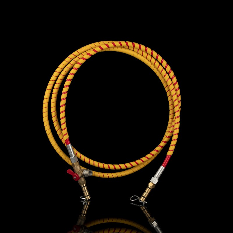 Шланг заправочный Transfer Oil, штуцера стандарт ГОСТ, со сбросным клапаном 3,6 м.  