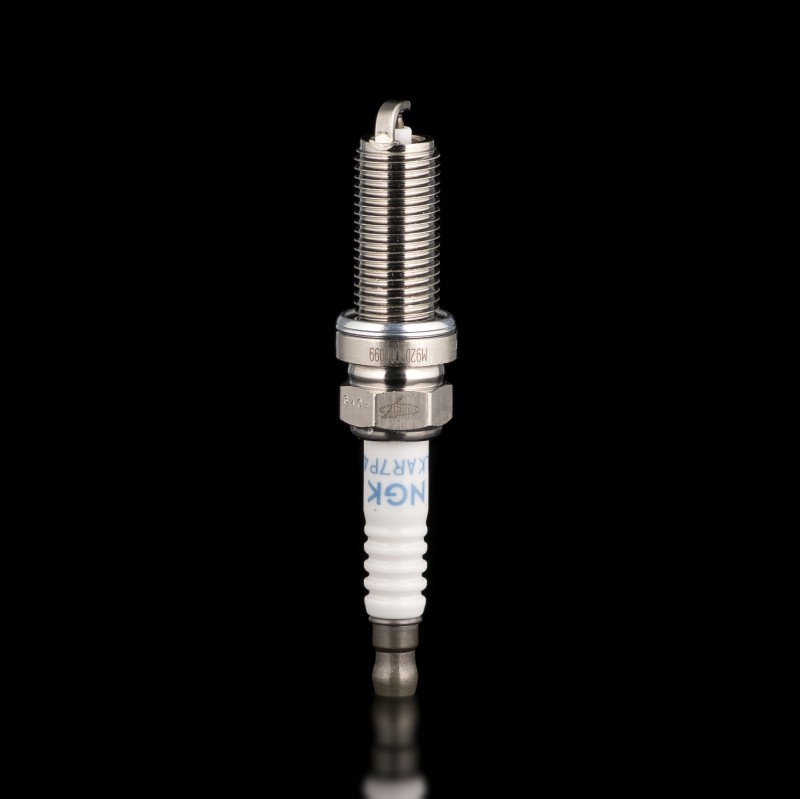 Свеча зажигания