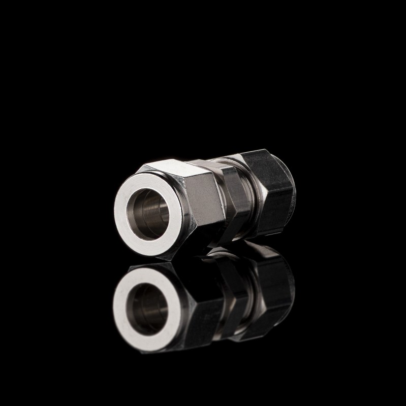 Соединитель понижающий из нержавеющей стали 12мм серия CUR Соединитель понижающий из нержавеющей стали 12мм серия CUR