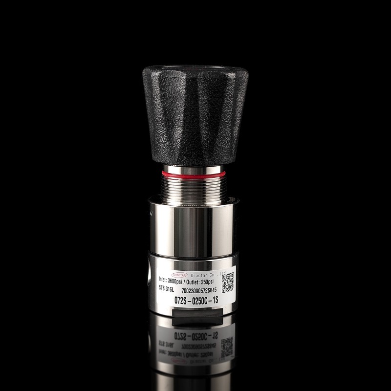 Регулятор давления 072 серии из нержавеющей стали от 0.1 до 17 бар NPT 1/4