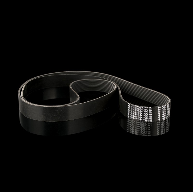 Ремень привода навесных агрегатов (ГУР, помпа, два генератора) Ремень привода навесных агрегатов (ГУР, помпа, два генератора)