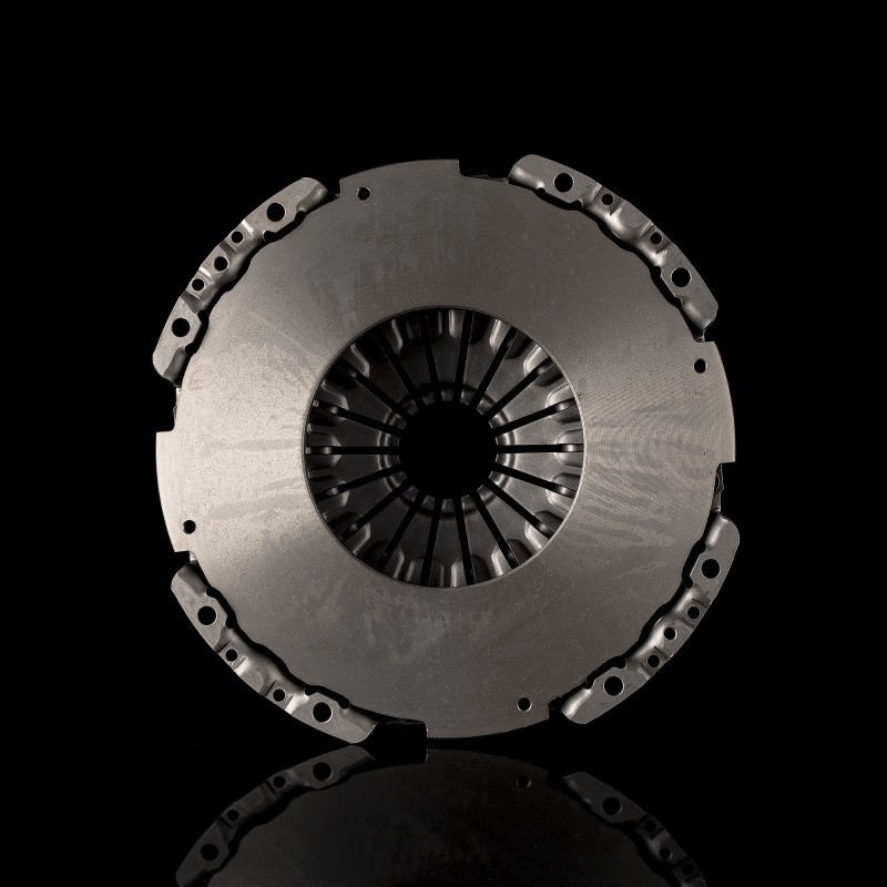 Кожух сцепления Y380T190-12P2-3