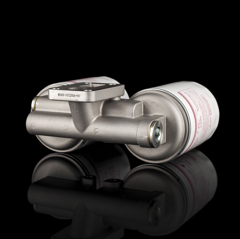 Фильтр масляный с кронштейном