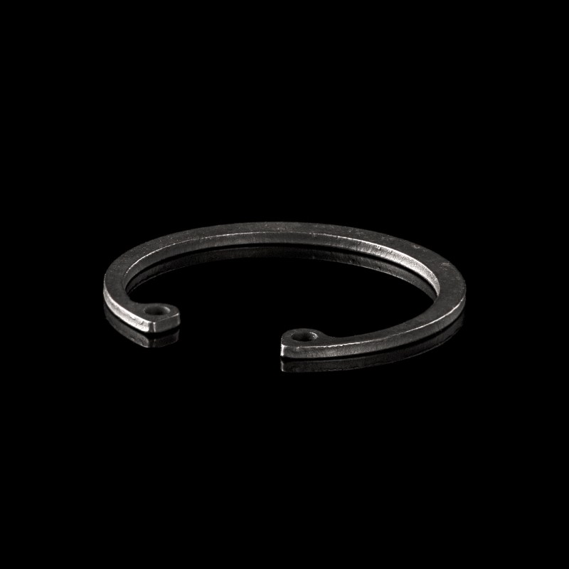 Кольцо стопорное пальца поршня YC6L280N-52 Q43037