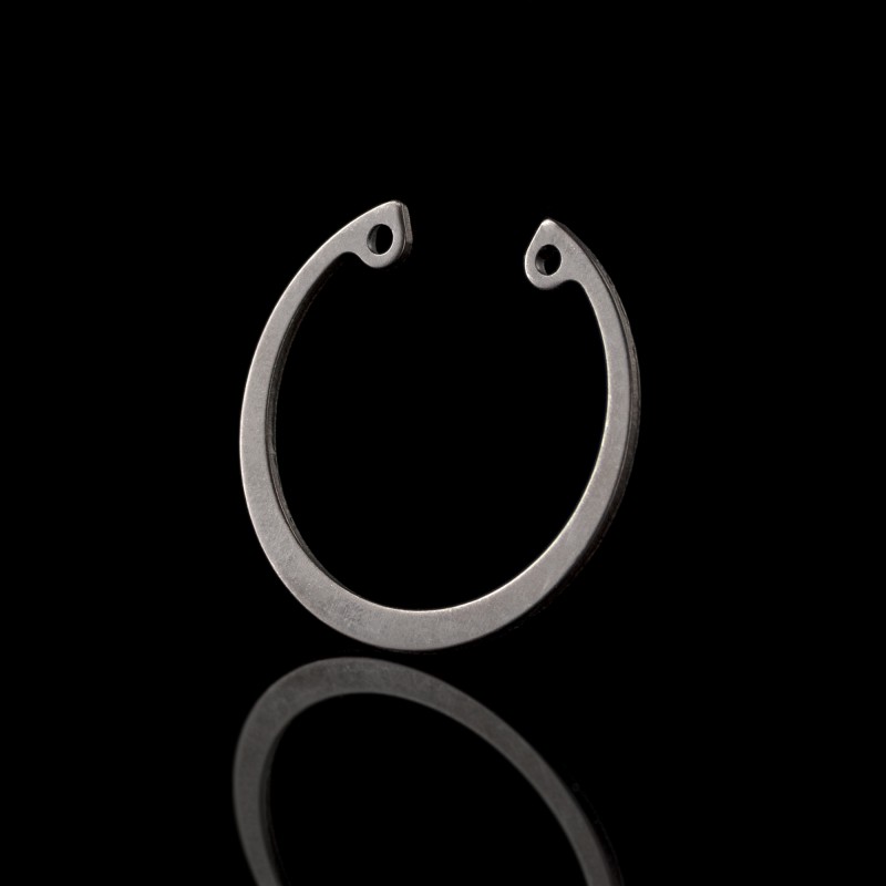 Кольцо стопорное пальца поршня YC6L280N-52 Q43037