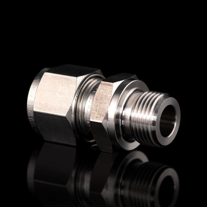 Штуцер с наружной резьбой Stainless Male Connector 12mm OD - 3/8"G SMC-12M-6GM-SS Штуцер с наружной резьбой Stainless Male Connector 12mm OD - 3/8"G SMC-12M-6GM-SS